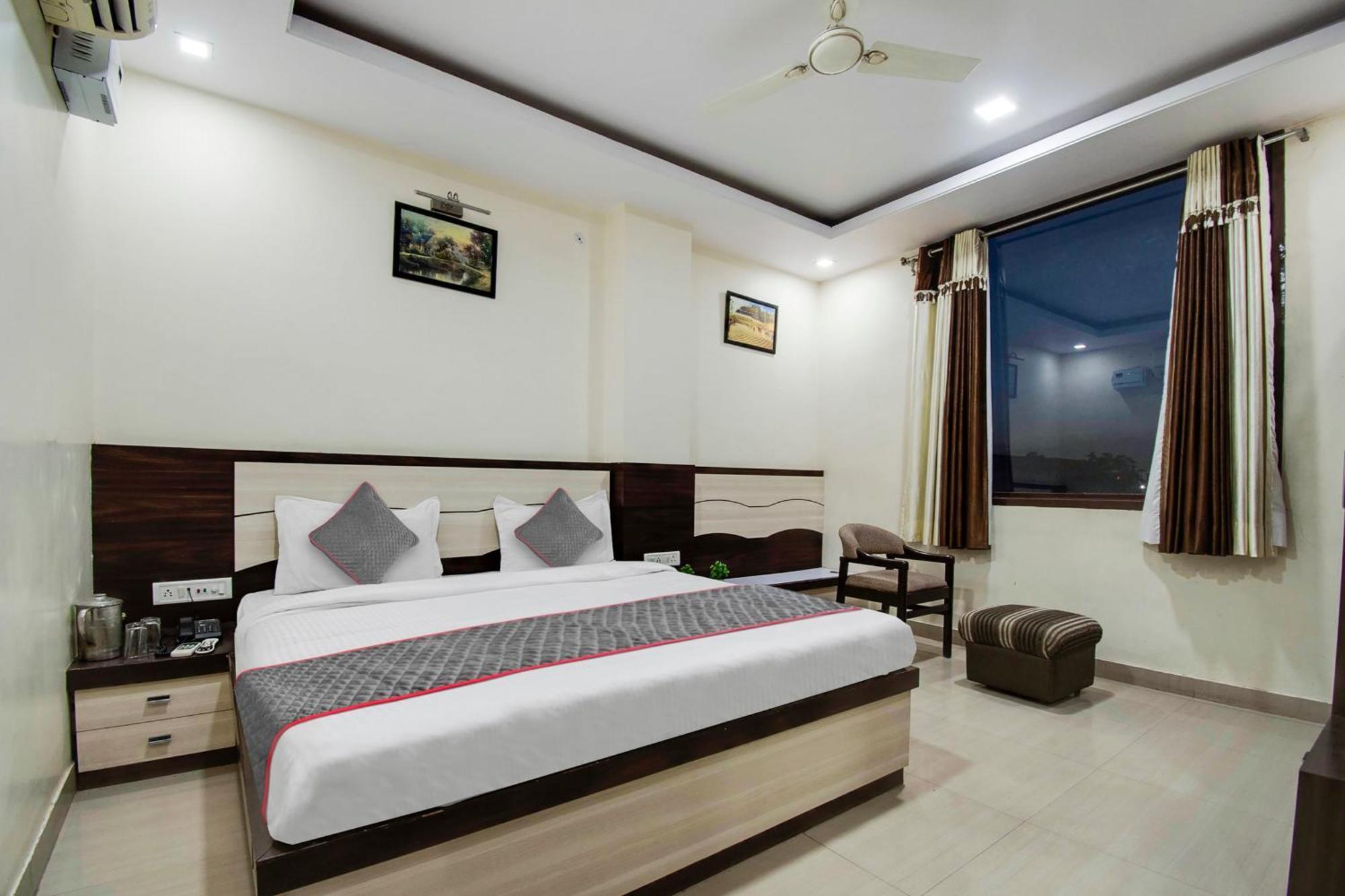 Capital O Pink Peral Hotel Jaipur Exterior photo