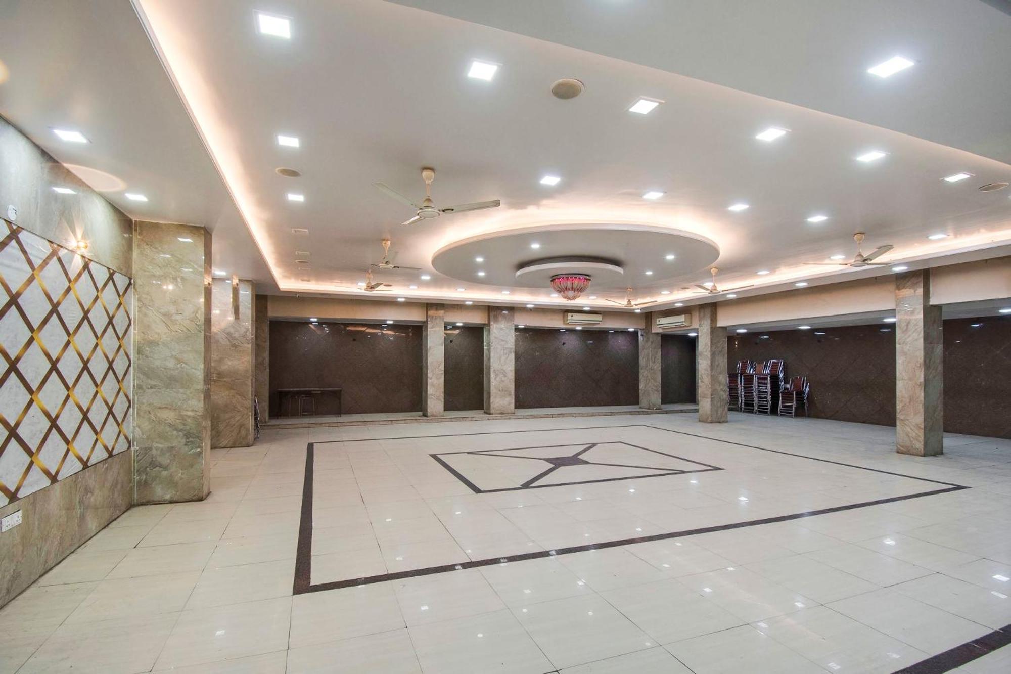 Capital O Pink Peral Hotel Jaipur Exterior photo