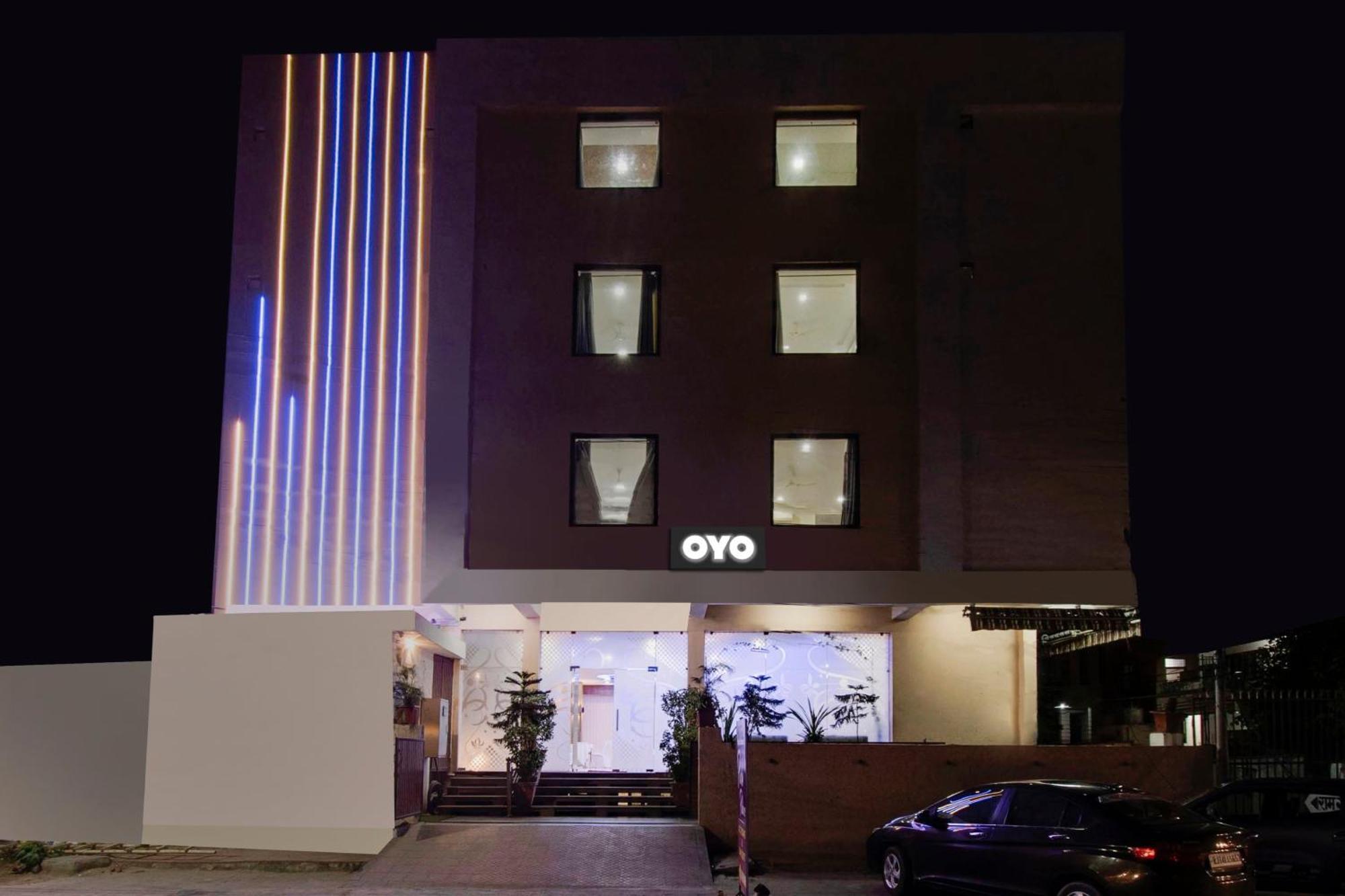 Capital O Pink Peral Hotel Jaipur Exterior photo