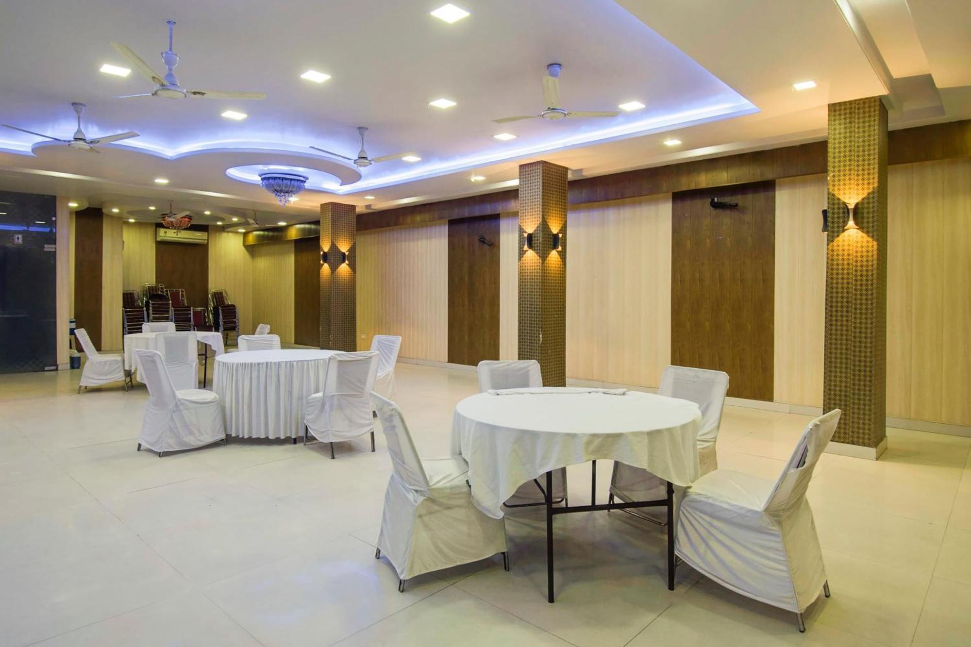 Capital O Pink Peral Hotel Jaipur Exterior photo