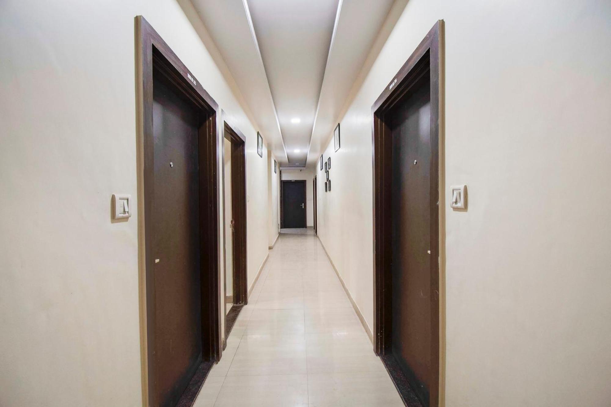 Capital O Pink Peral Hotel Jaipur Exterior photo