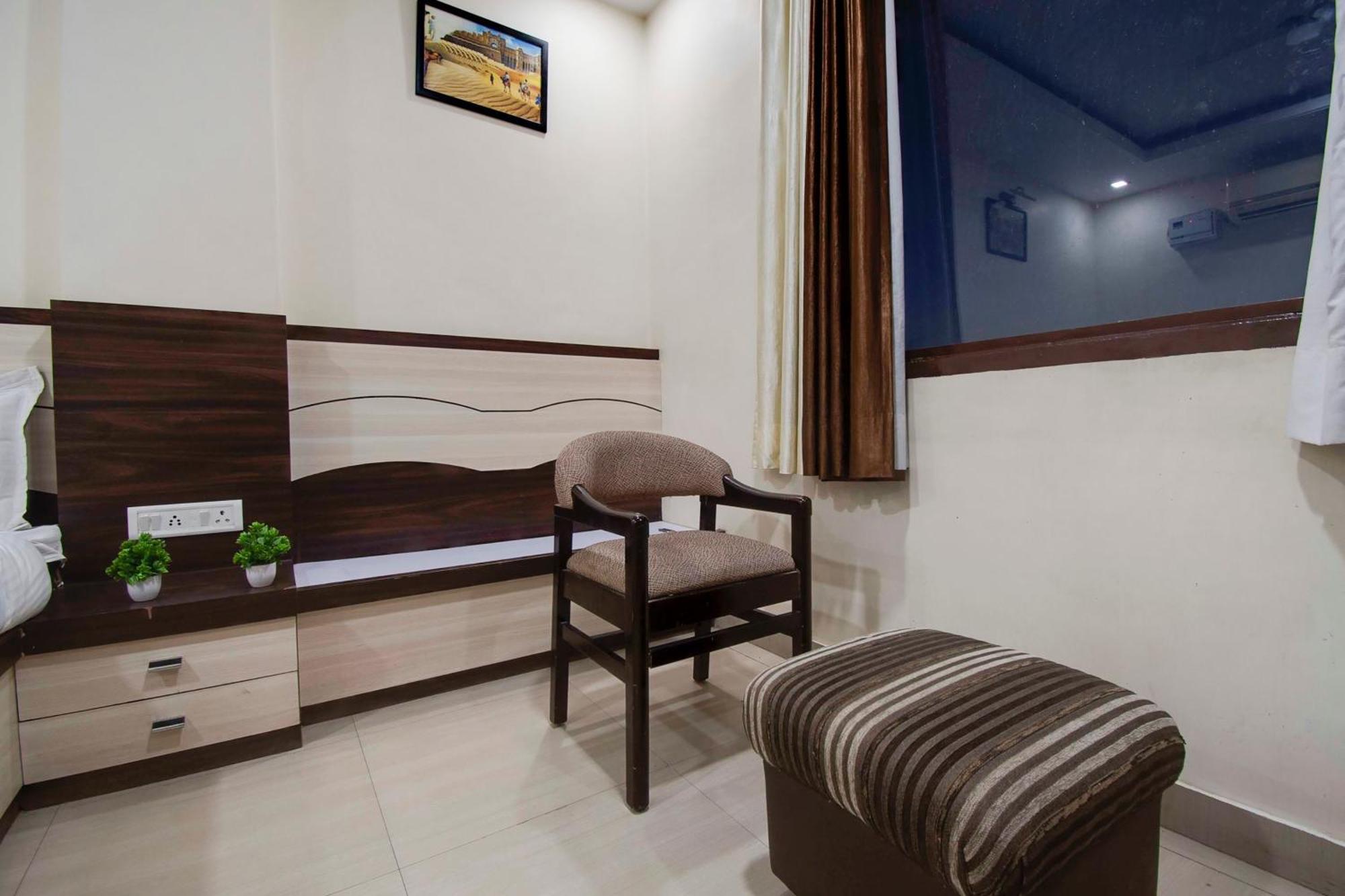 Capital O Pink Peral Hotel Jaipur Exterior photo